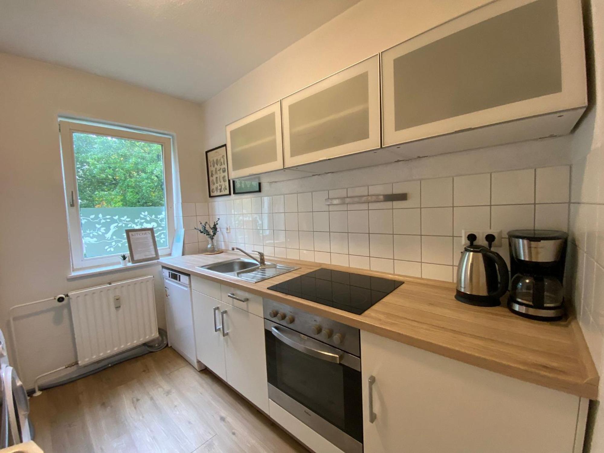 Zentrale 3-Zimmer Wohnung Mit Balkon - Perfekt Fuer Monteure Und Familien Neumünster Εξωτερικό φωτογραφία