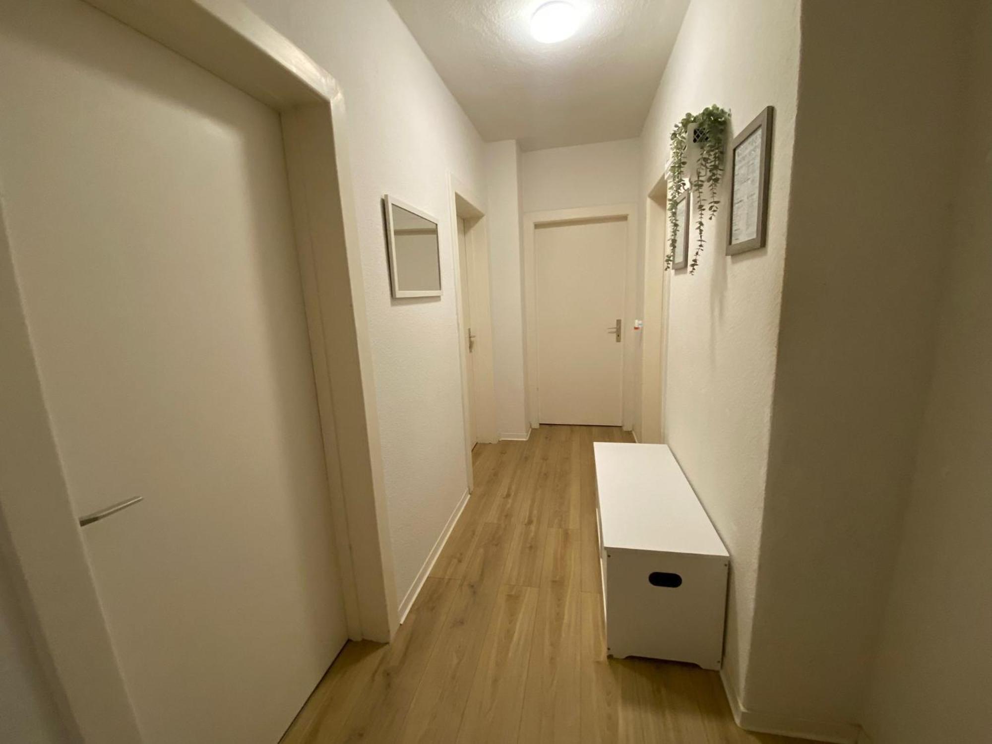 Zentrale 3-Zimmer Wohnung Mit Balkon - Perfekt Fuer Monteure Und Familien Neumünster Εξωτερικό φωτογραφία