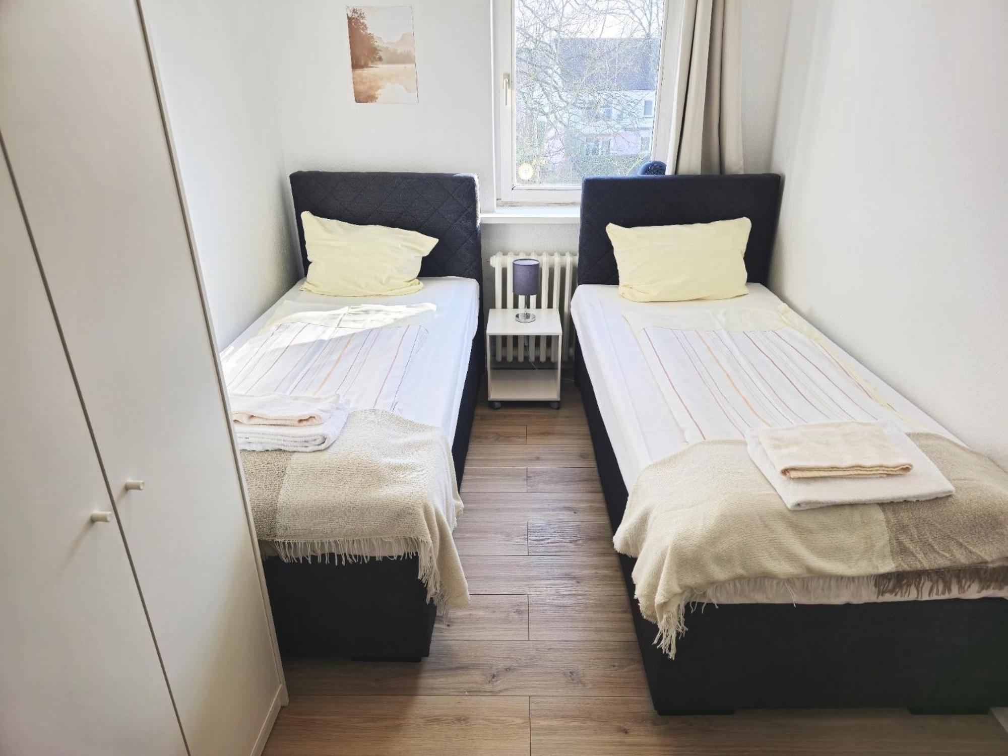 Zentrale 3-Zimmer Wohnung Mit Balkon - Perfekt Fuer Monteure Und Familien Neumünster Εξωτερικό φωτογραφία